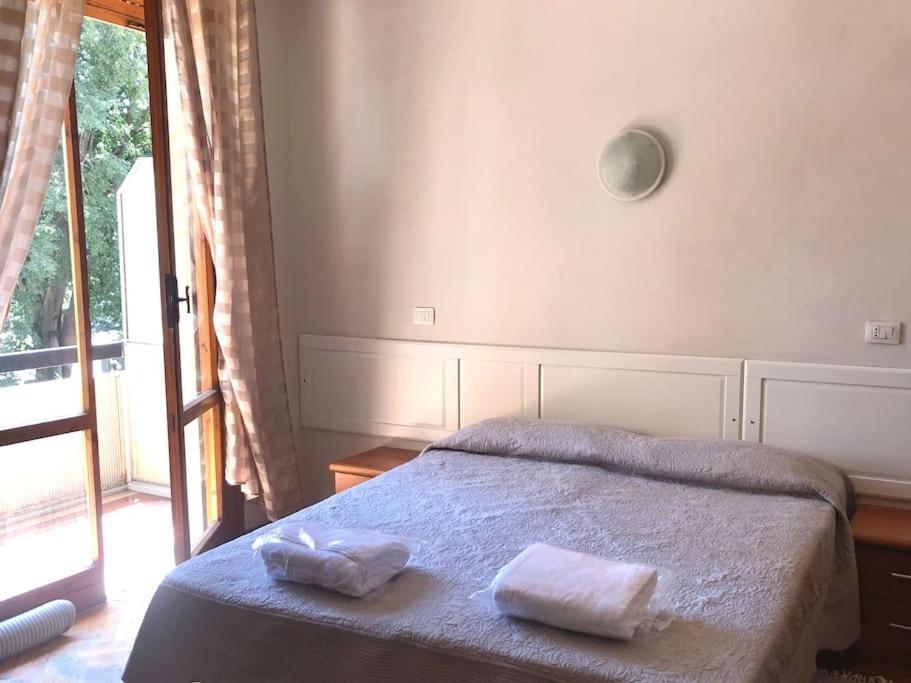 Sansovino Bed And Car Hotel Firenze Kültér fotó
