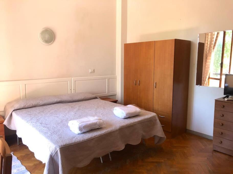 Sansovino Bed And Car Hotel Firenze Kültér fotó