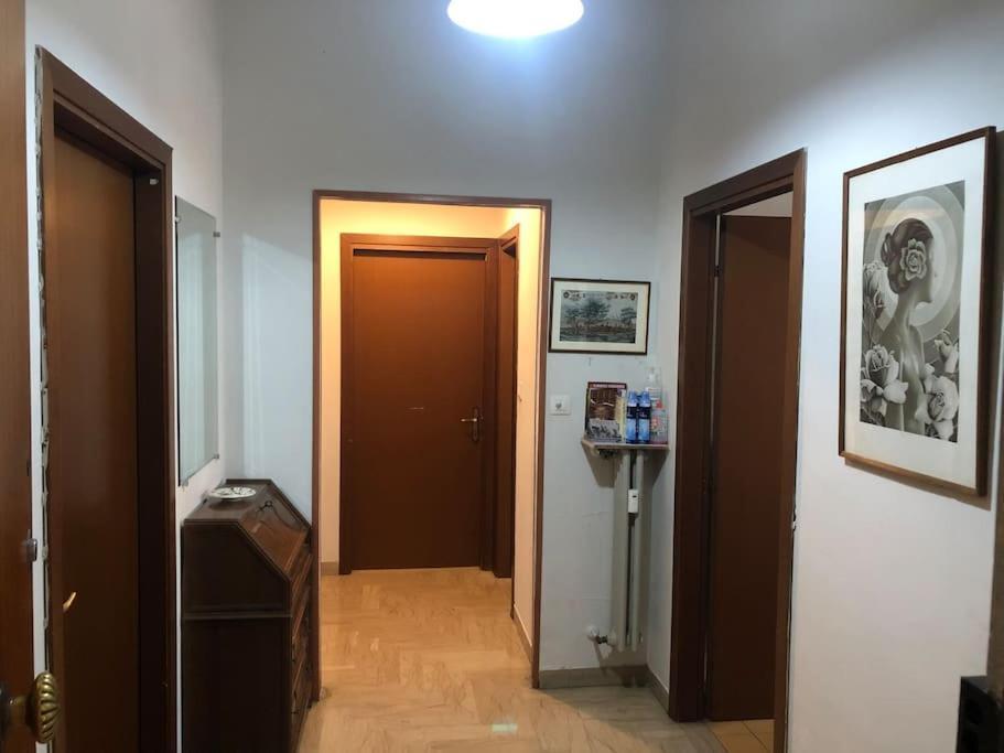 Sansovino Bed And Car Hotel Firenze Kültér fotó